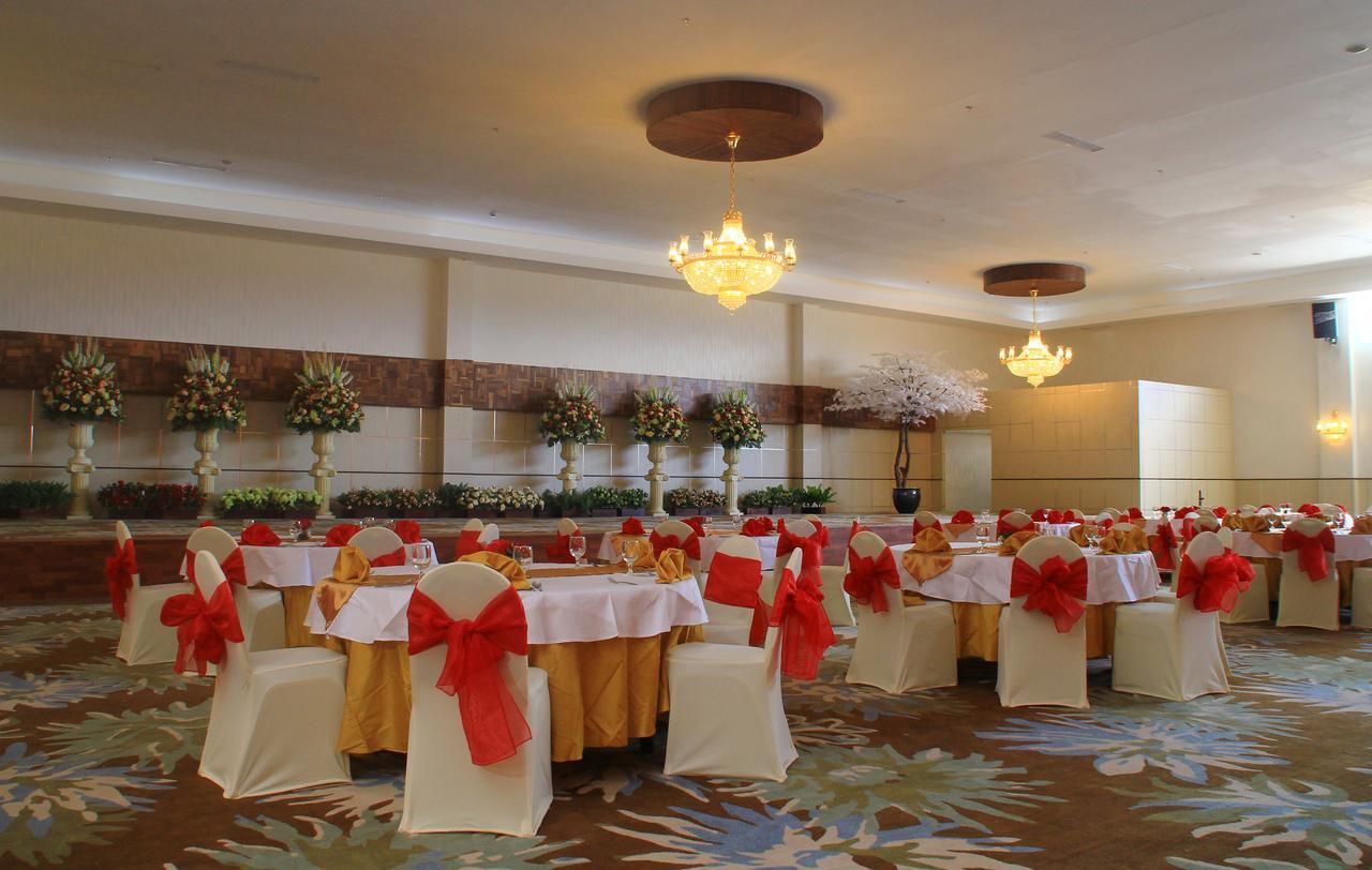 Sutanraja Hotel Kotamobagu Luaran gambar